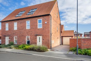 Images for Hughlings Close, York