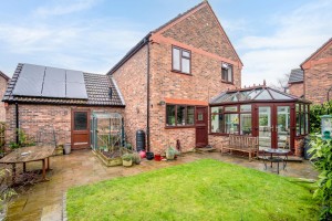 Images for Dunroyal Close, Helperby, York